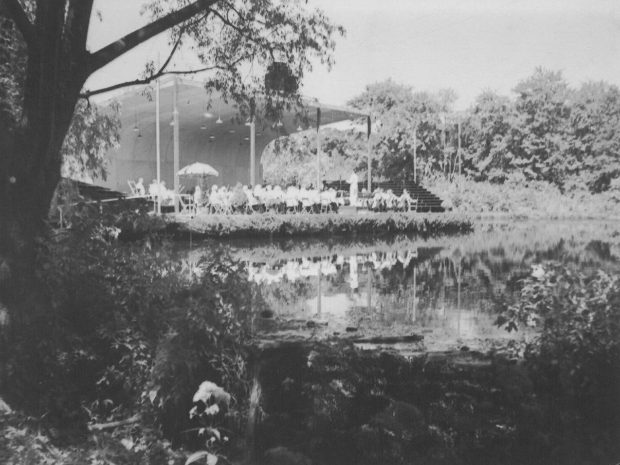1938