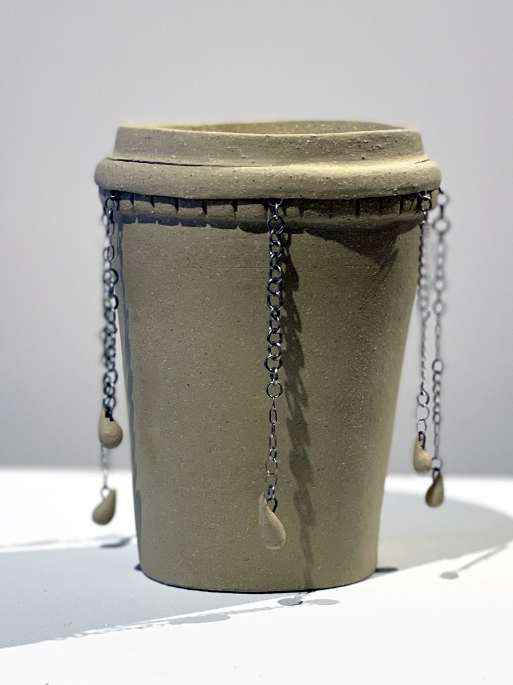 Lidded container w/ drips (piss cup series)